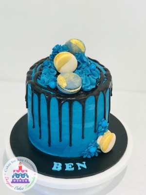 Navy_Blue_Macaron_Drip_Cake-min.jpg