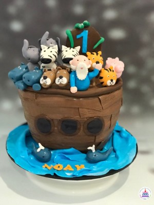 Noah_s_Ark_Themed_Cake-min__1_.jpg